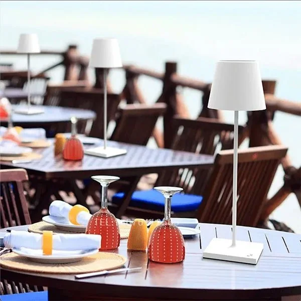 Metallische USB-aufladbare Buffet-Lampe