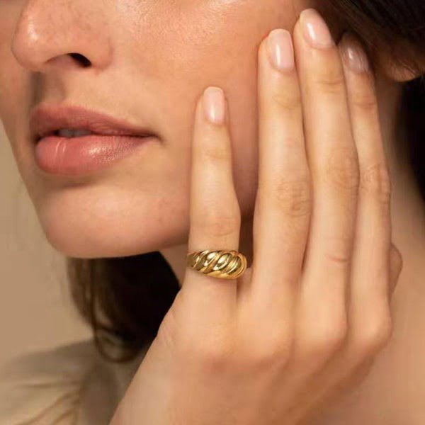 Fashion Ring -VALENTINES Special